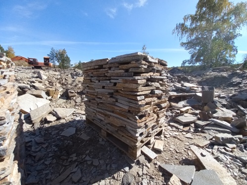 Плитняк златолит серебристый для мощения на бетон купить в Чеченской Республике