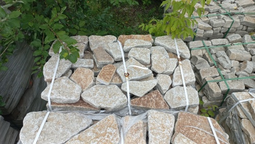 Гранитный плитняк галтованный для парковки купить в Чеченской Республике