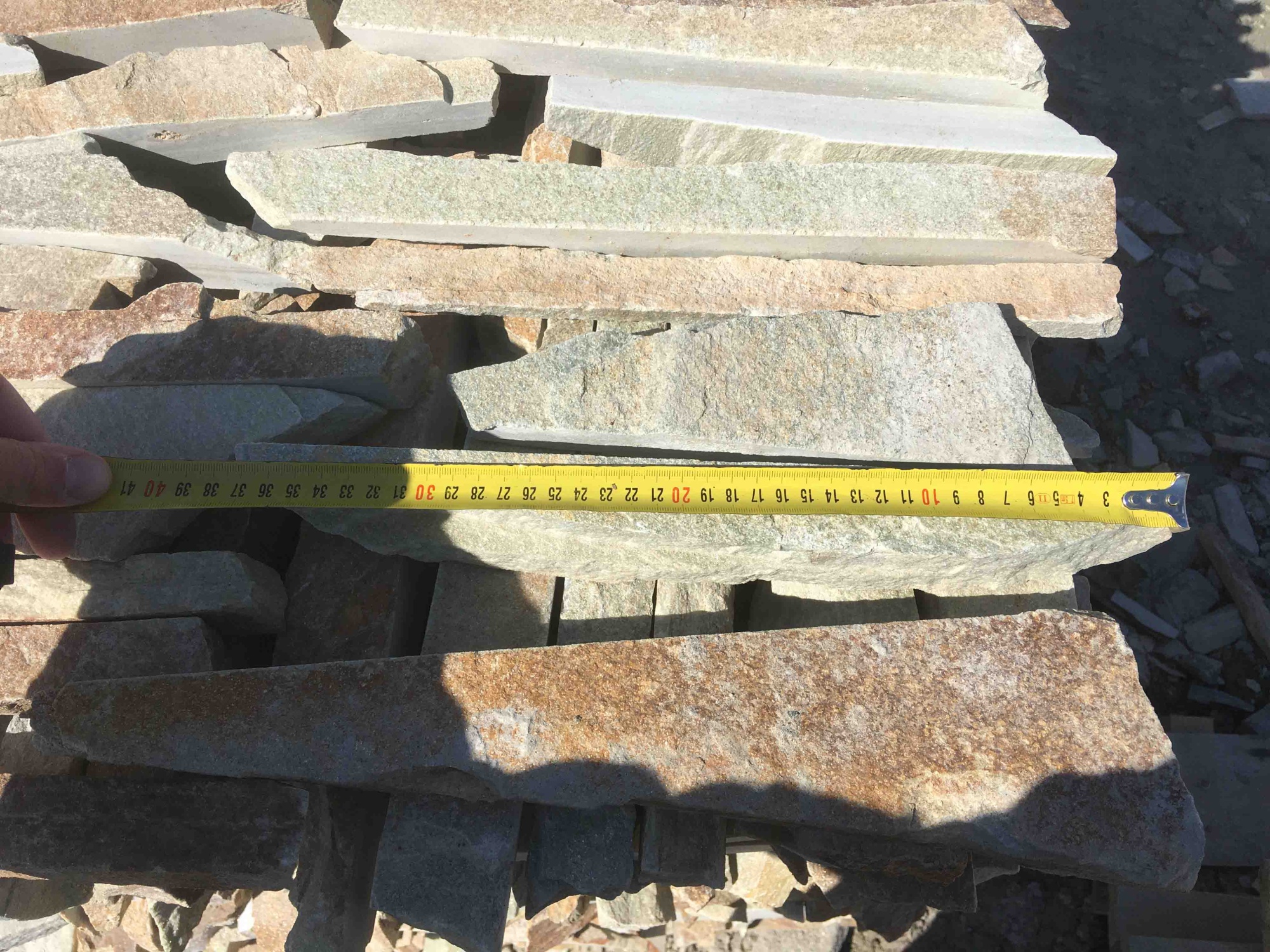 Горбушка златолит золотистый для облицовки купить в Чеченской Республике