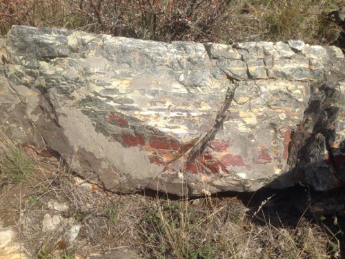 Гигантские зелёные валуны для ландшафтного дизайна весом более 5 тонн купить в Чеченской Республике