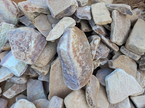 Златолит жёлтый, жёлто-зелёный глыбки и валуны для ланшафтного дизайна купить в Чеченской Республике