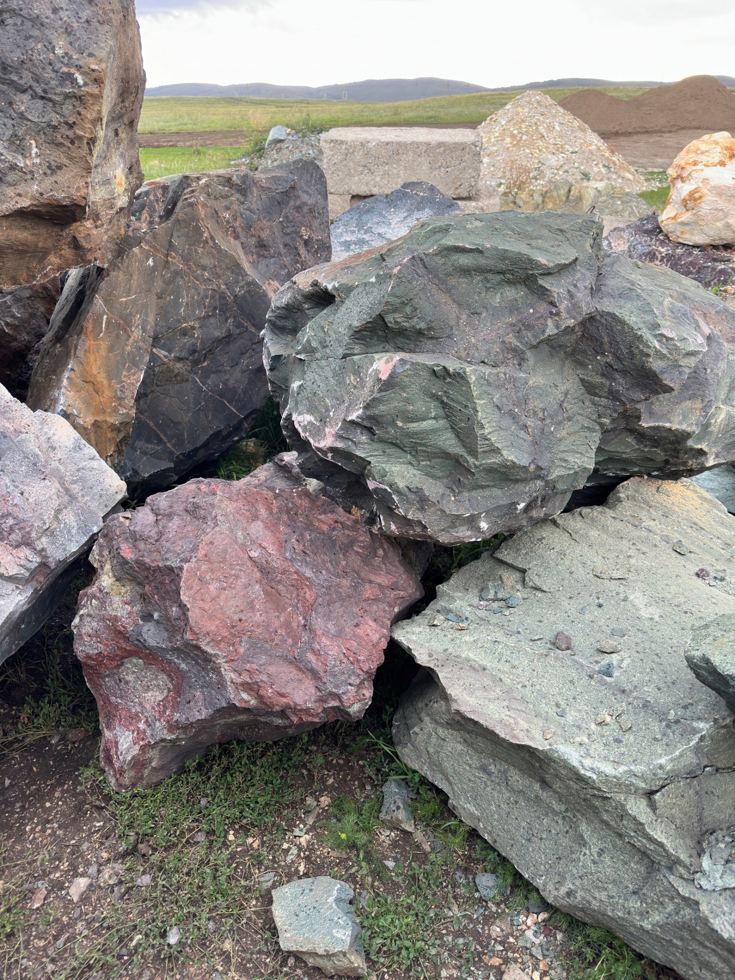 Камни для ландшафтного дизайна зелёные 10-60 килограмм купить в Чеченской Республике