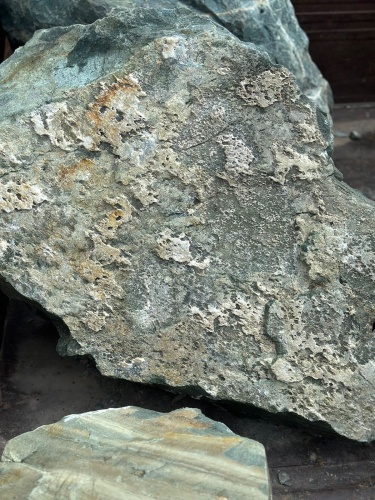 Ландшафтные глыбы зелёные 200-500 килограмм купить в Чеченской Республике