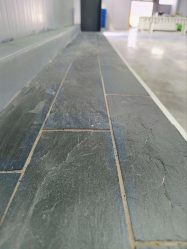 Плитка чёрная из натурального камня фасадная 30 см * 5 см, толщина 7 мм -30 мм купить в Чеченской Республике